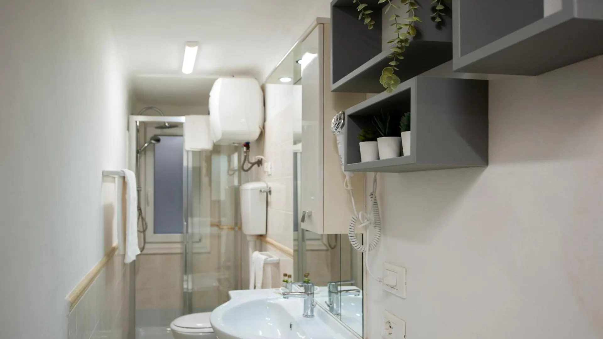Apartment Il Giglio - Tintori Apt Florence Italy